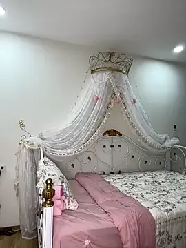 Gyuu-Nyuu from StripChat