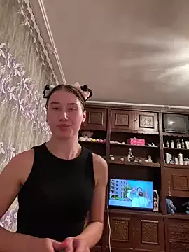 H3LLENE on StripChat 