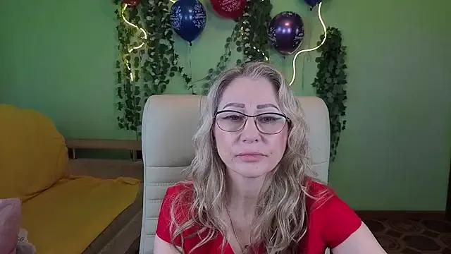 Habibi_Honeyy from StripChat is Freechat