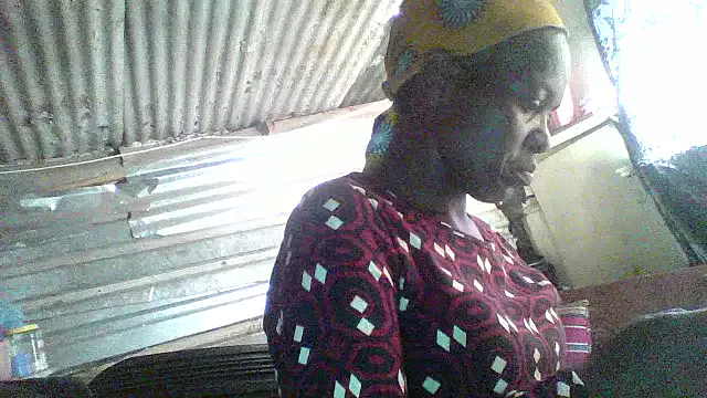 hairybushpussyxx1 from StripChat is Freechat