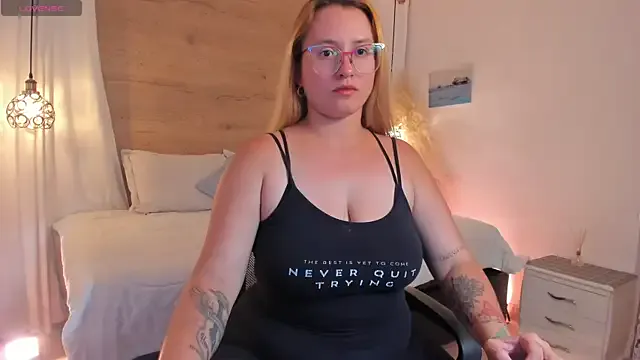 Halaaa_1 from StripChat