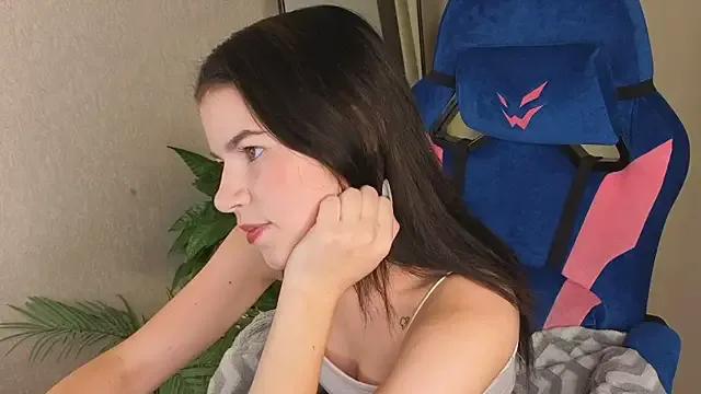 HalfPint_Babe from StripChat is Freechat