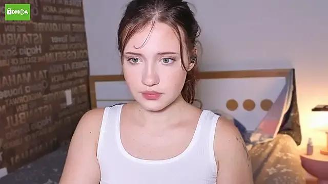 HanahW from StripChat