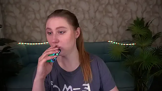 Girls: try live performances with matured performers, from dancing to quirks, in a variety of beautiful sex cams.