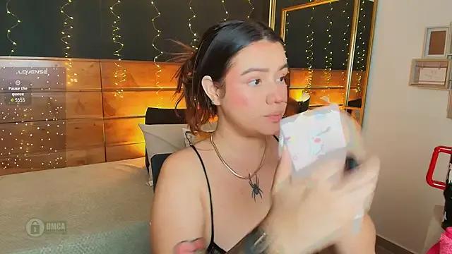 hanna_kimura from StripChat is Freechat