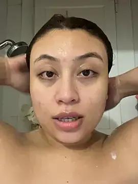 Hanna_miss from StripChat is Freechat