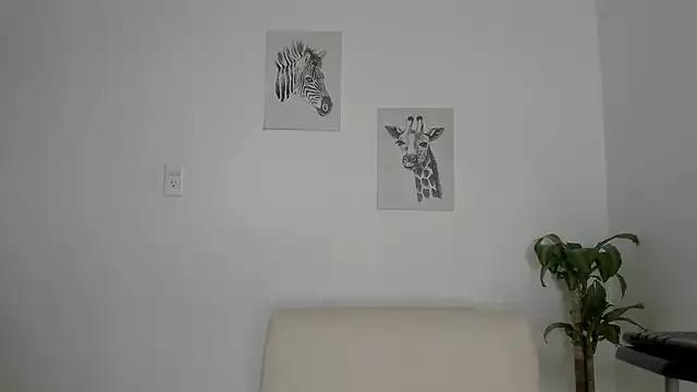 Hanna_Risso from StripChat