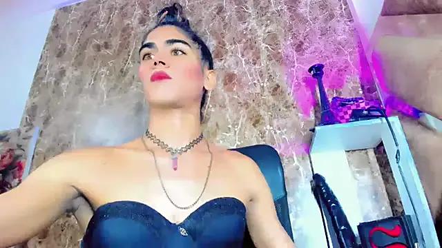 Hannabigdirty from StripChat