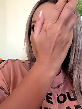 Hannacandii from StripChat