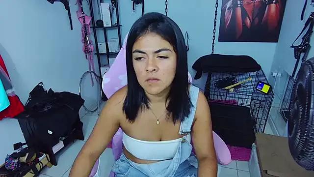 Hannah-grace from StripChat is Freechat