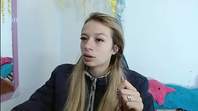 Hannah_026 from StripChat