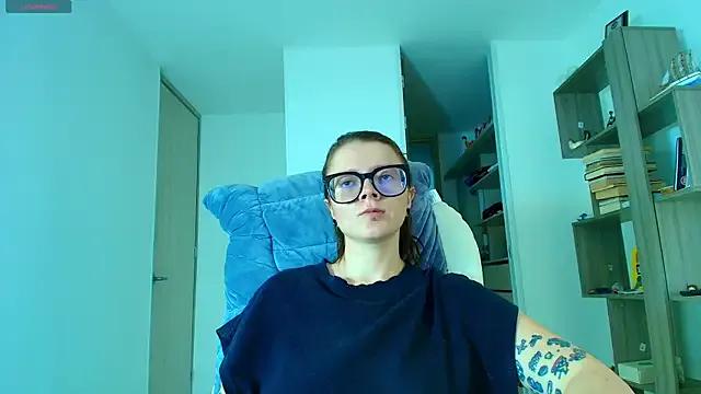 Hannah______ from StripChat