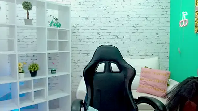 Girls: try live performances with matured performers, from dancing to quirks, in a variety of beautiful sex cams.