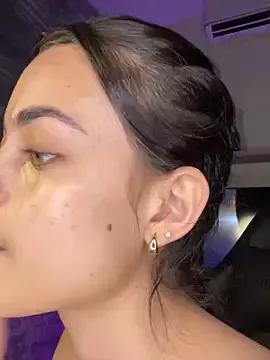 HannaRhodes from StripChat