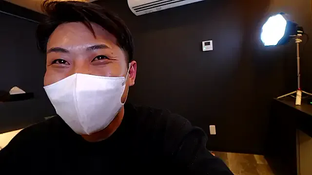 hanshakun from StripChat is Freechat