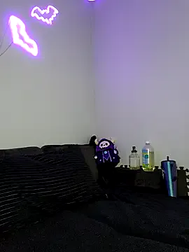 HarleyDemon666 from StripChat is Freechat