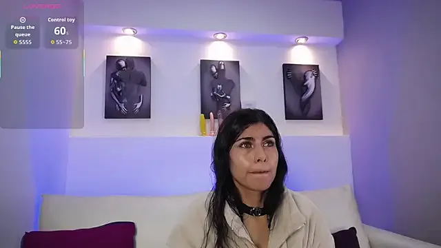 Girls: try live performances with matured performers, from dancing to quirks, in a variety of beautiful sex cams.