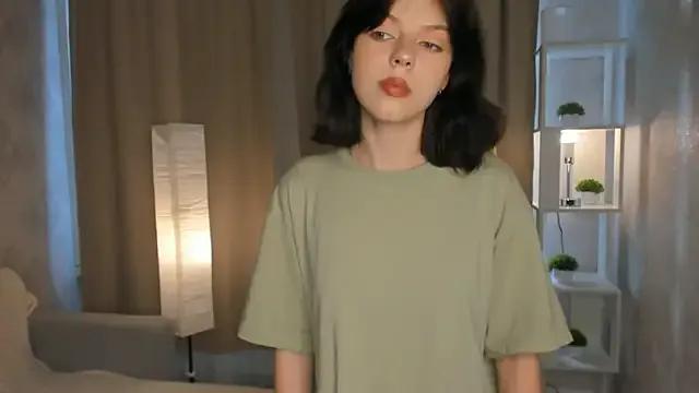 HarrietHoda from StripChat is Freechat