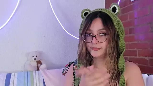 Girls: try live performances with matured performers, from dancing to quirks, in a variety of beautiful sex cams.