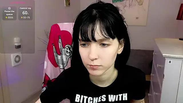 HazelTompson from StripChat is Freechat