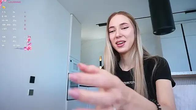 heidas_dream from StripChat is Freechat