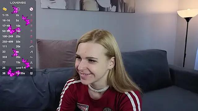 HelenMartines from StripChat is Freechat