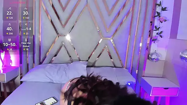 Girls: try live performances with matured performers, from dancing to quirks, in a variety of beautiful sex cams.