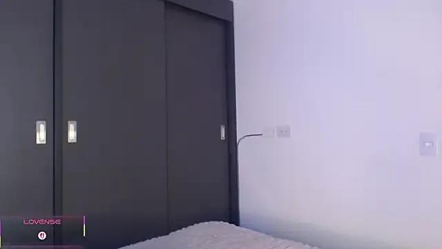 Hell_luna from StripChat is Freechat
