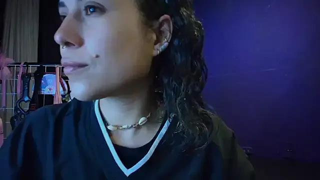 Hellen_dumont from StripChat