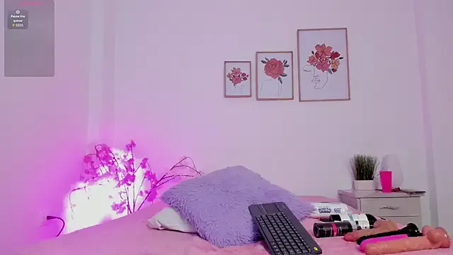 Girls: try live performances with matured performers, from dancing to quirks, in a variety of beautiful sex cams.