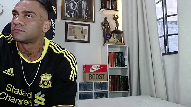 henryhadesflirt from StripChat is Freechat