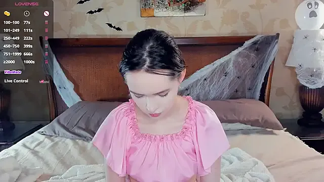 HerminePenna from StripChat is Freechat