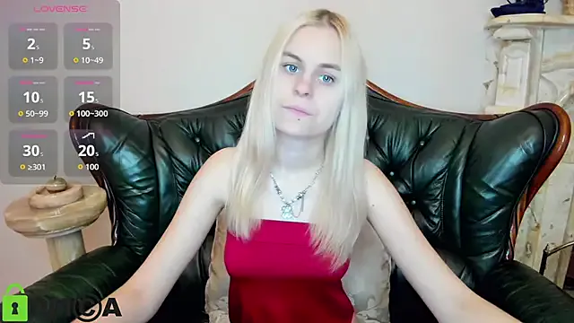 HillEva from StripChat is Freechat