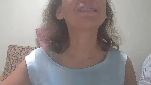 HollyJewel from StripChat is Freechat