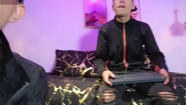 hoot_boyss from StripChat is Freechat