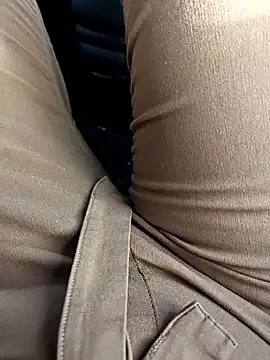 Horny_mummy from StripChat is Freechat