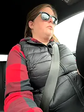 hornykitty1210 from StripChat is Freechat