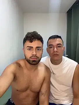 Girls: try live performances with matured performers, from dancing to quirks, in a variety of beautiful sex cams.