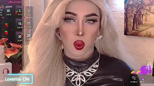 Hot_amanda_goddess from StripChat is Freechat