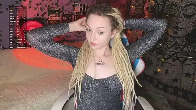 hotbeathoney from StripChat is Freechat