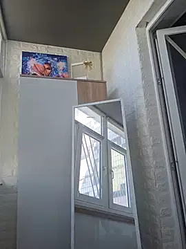 Hotnessi from StripChat