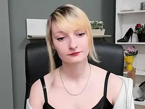 HottieBlair from StripChat