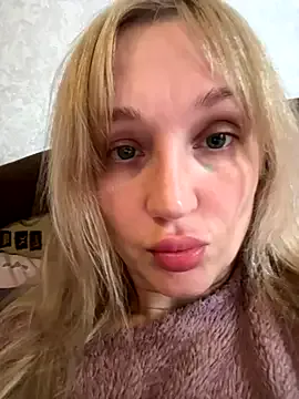 Hotty_Evochka from StripChat