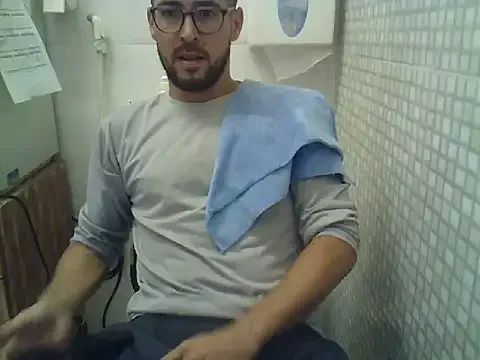 HS-hotsmile from StripChat is Freechat