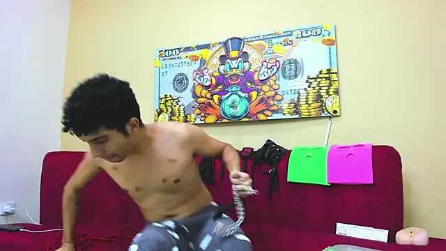 huntboyss from StripChat is Freechat