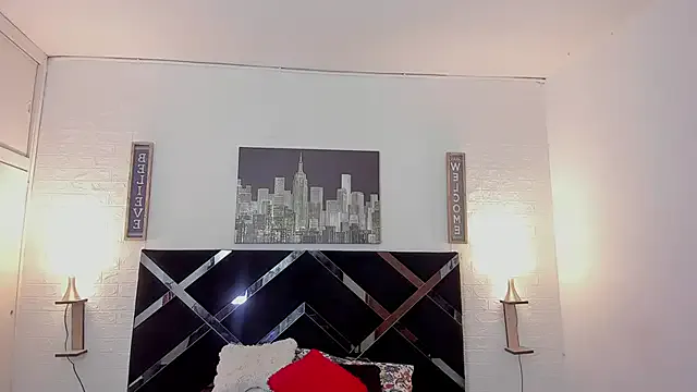 iamCharlotte19 from StripChat is Freechat