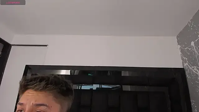 IanGilbert from StripChat is Freechat