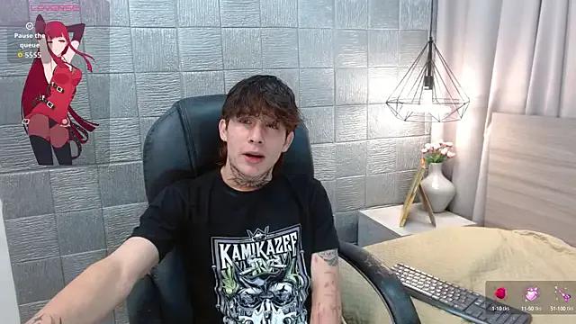 Iantwink18 from StripChat is Freechat