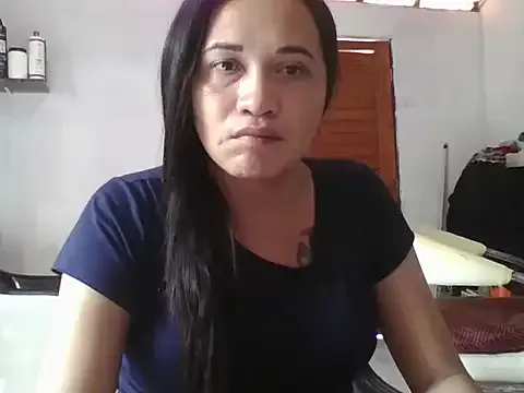 iaradias from StripChat is Freechat