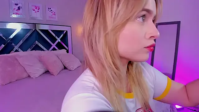 Girls: try live performances with matured performers, from dancing to quirks, in a variety of beautiful sex cams.